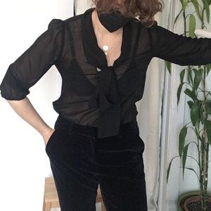 Vintage chiffon pussy bow blouse!